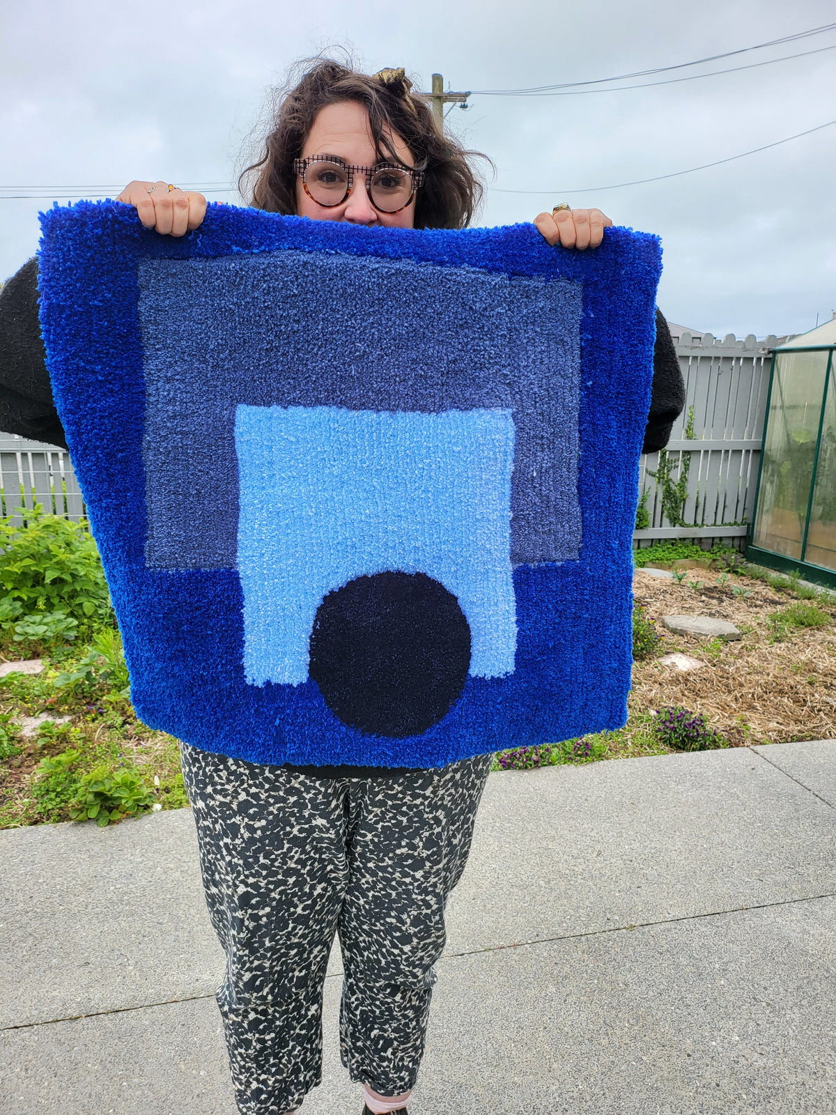 Rug Tufting Session - 90cm x 90cm Tufting Frame (4hrs)