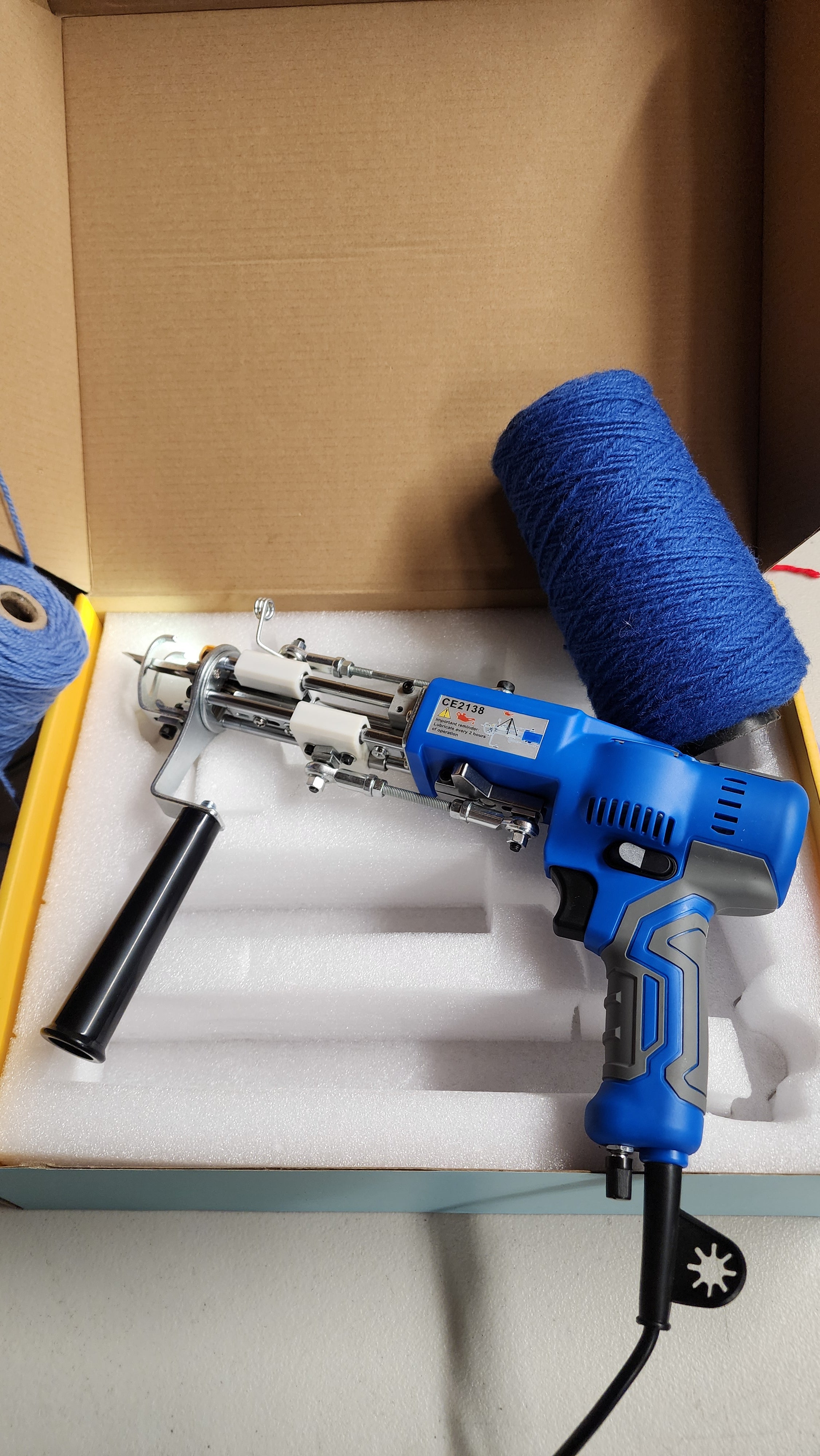 New AK-V Cut Pile Tufting Gun