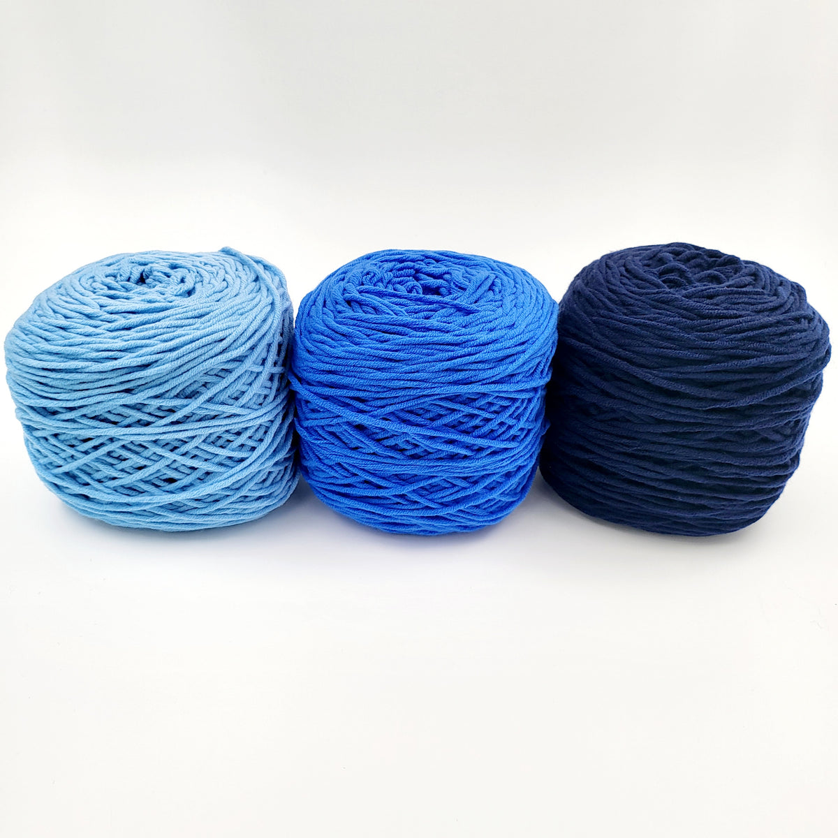 EFFY Acrylic and Cotton Yarn- 200gm Cakes/ Cones
