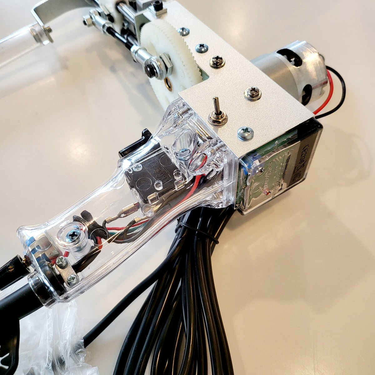 The Original AK-I Cut Pile Tufting Gun | Free Shipping