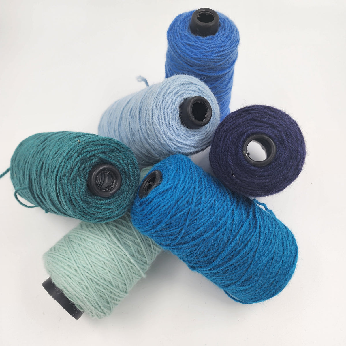 EFFY Rug Wool Bundles