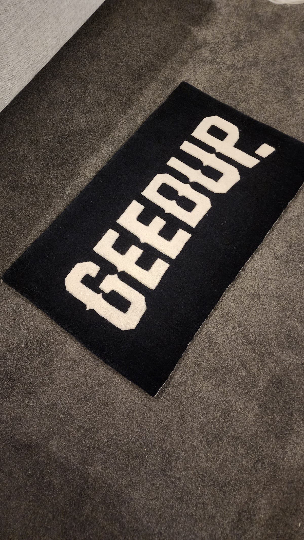 GEEDUP Large Wool Rug