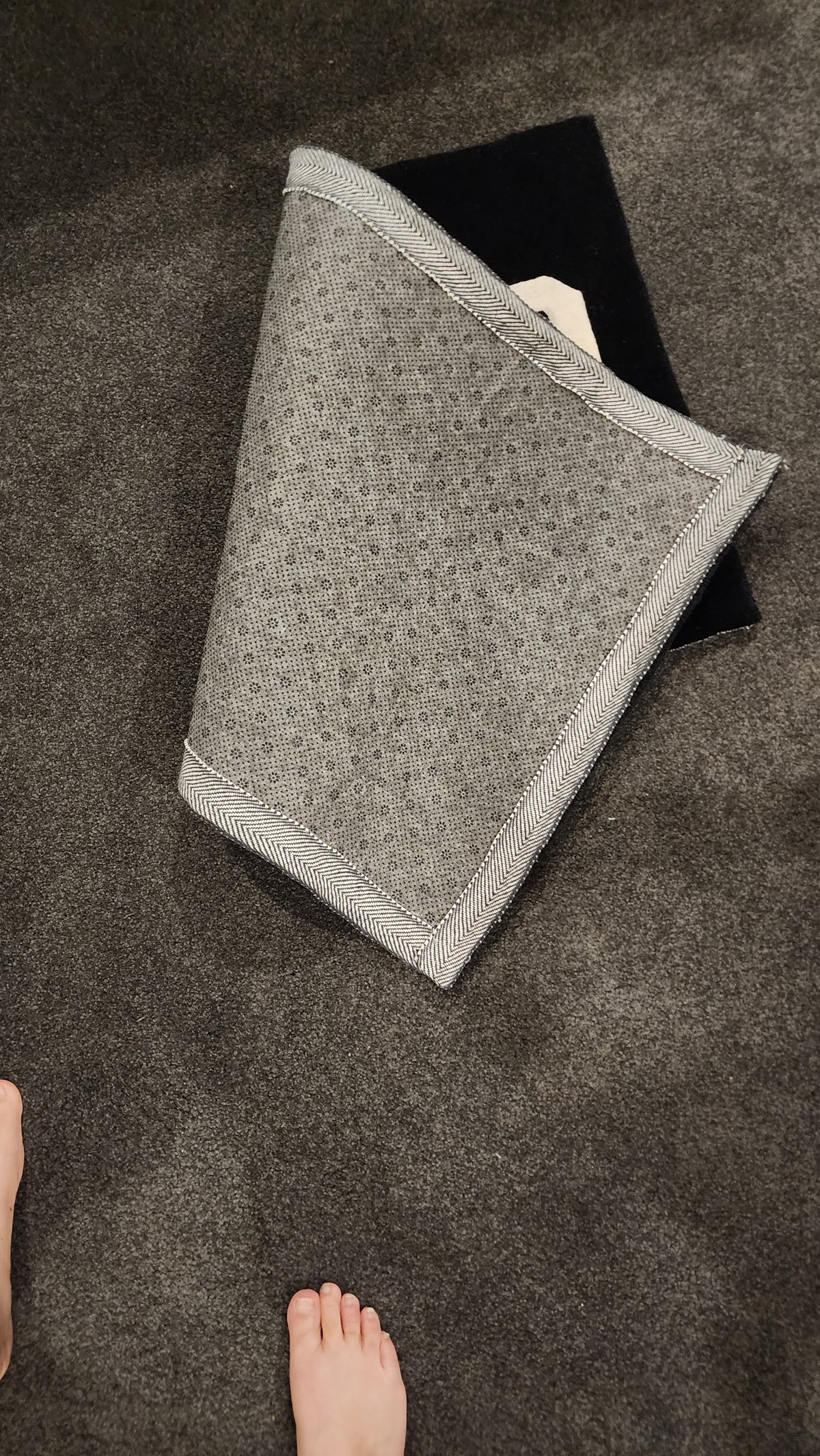 GEEDUP Large Wool Rug