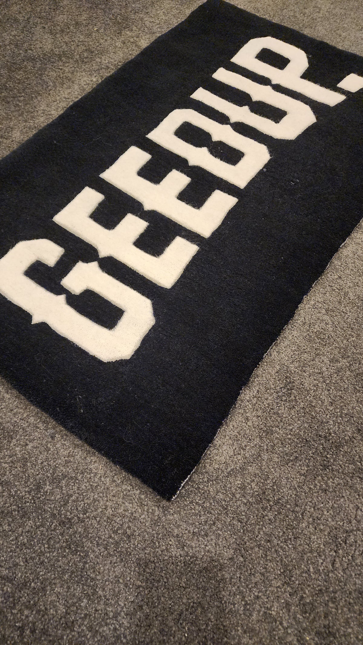 GEEDUP Large Wool Rug
