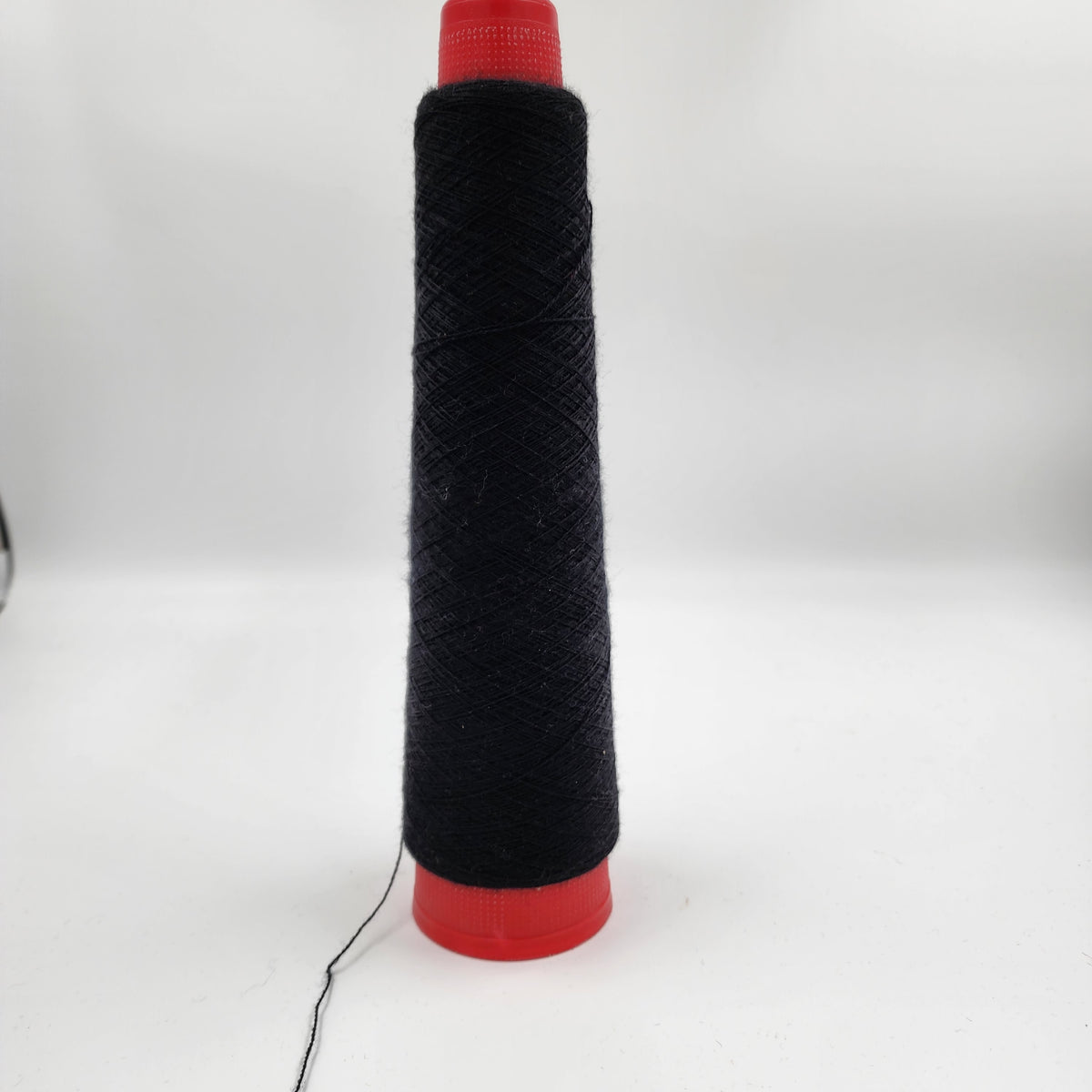 Very Fine New Zealand Merino Rug Wool on Cones