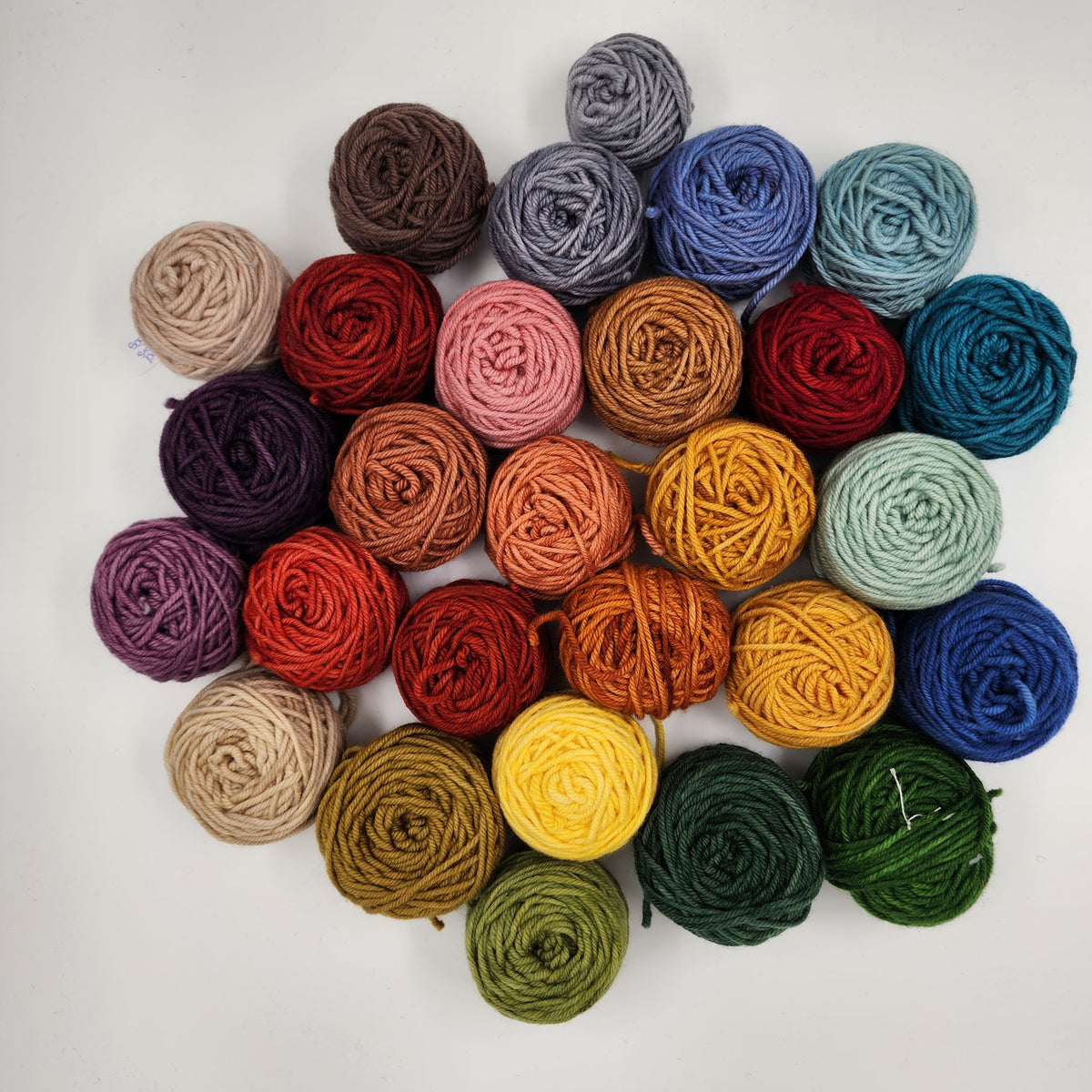 Hand-dyed Merino Wool 50gms cakes
