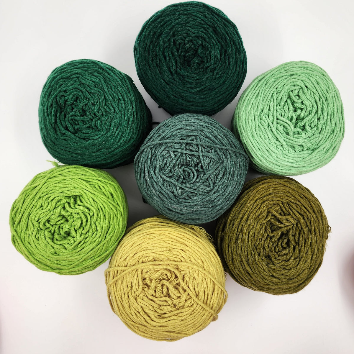 EFFY Acrylic and Cotton Yarn- 200gm Cakes/ Cones