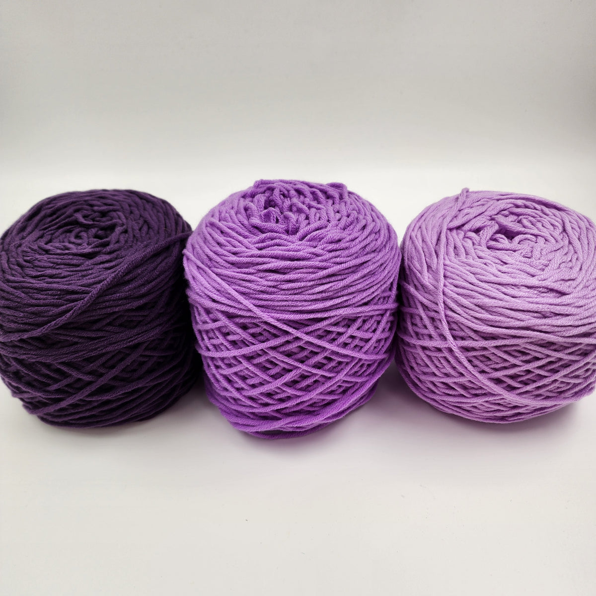 EFFY Acrylic and Cotton Yarn- 200gm Cakes/ Cones