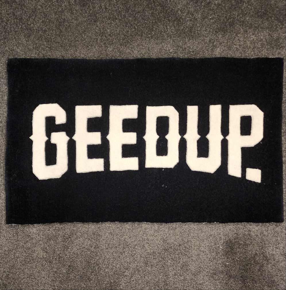 GEEDUP Large Wool Rug