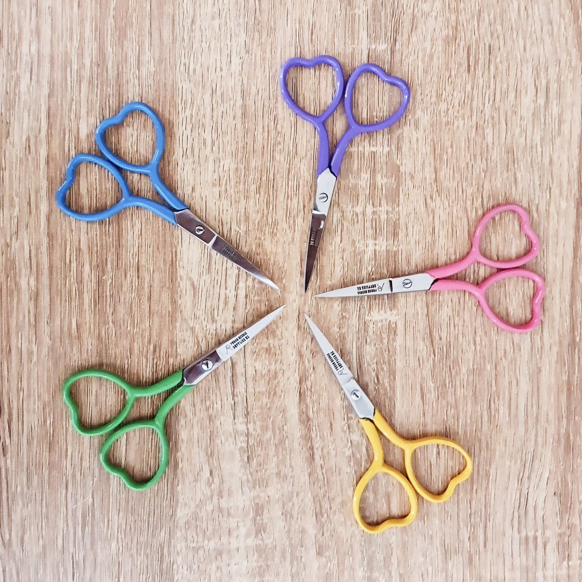 Heart Scissors - Punch Needle Supplies NZ