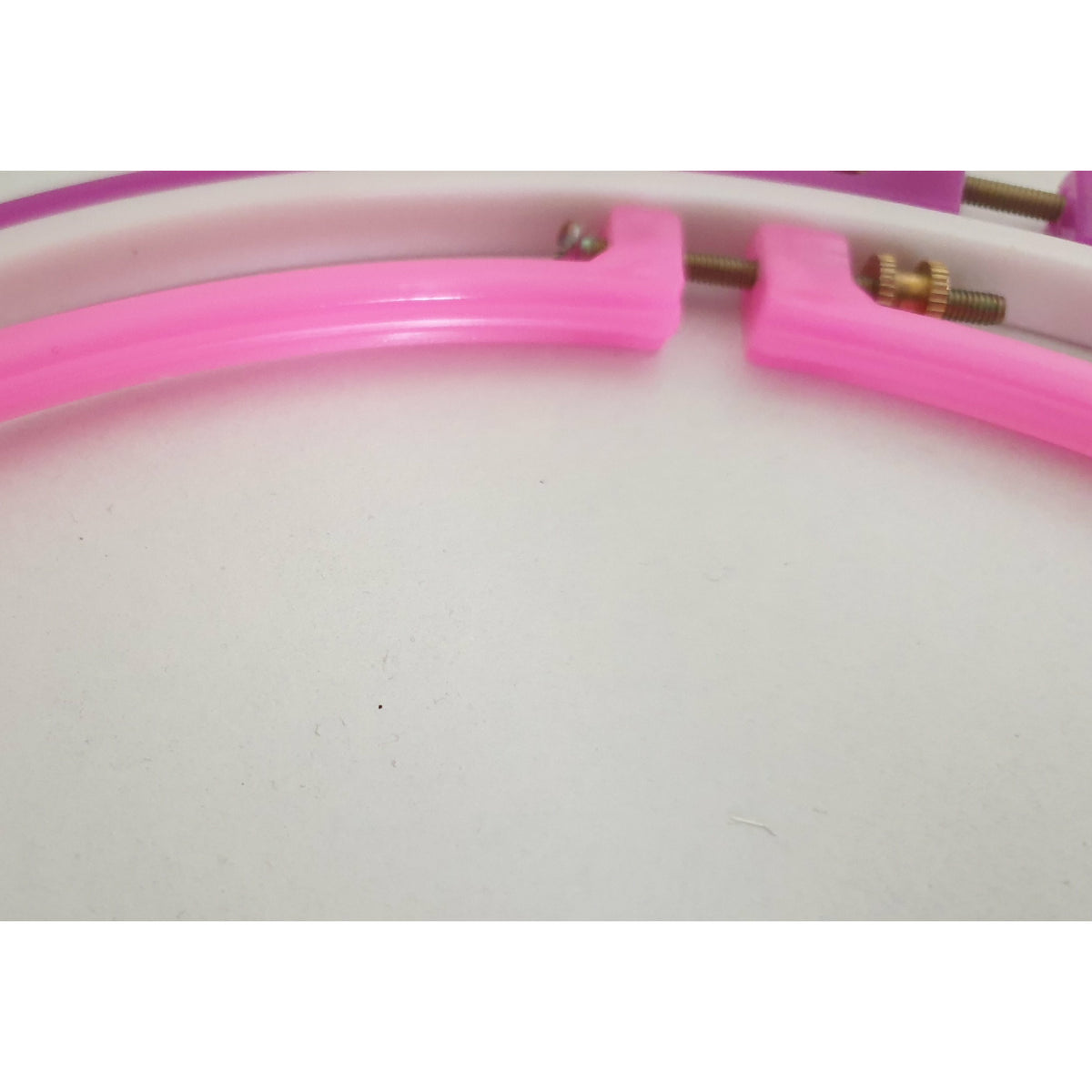 Non Slip plastic hoop with male and female grooves - Punch Needle Supplies NZ